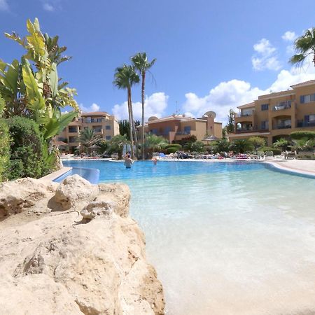 Limnaria Gardens Two Bedroom Apartment With Balcony Paphos Buitenkant foto