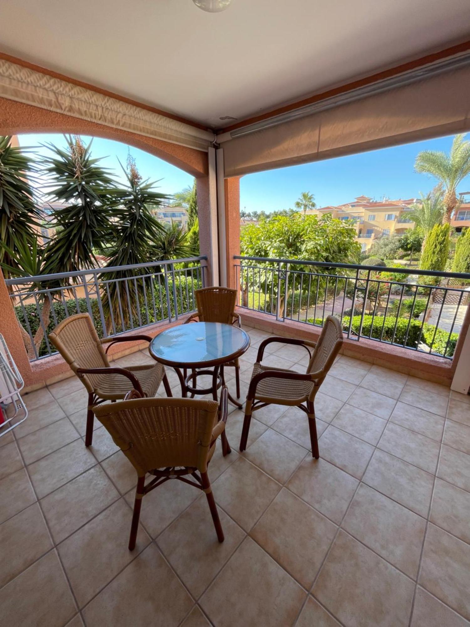 Limnaria Gardens Two Bedroom Apartment With Balcony Paphos Buitenkant foto